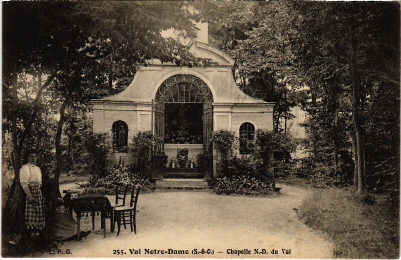 Carte postale ancienne Argenteuil Chapelle Notre-Dame du Val France à Argenteuil