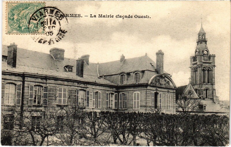 Carte postale ancienne Viarmes La Mairie France à Viarmes