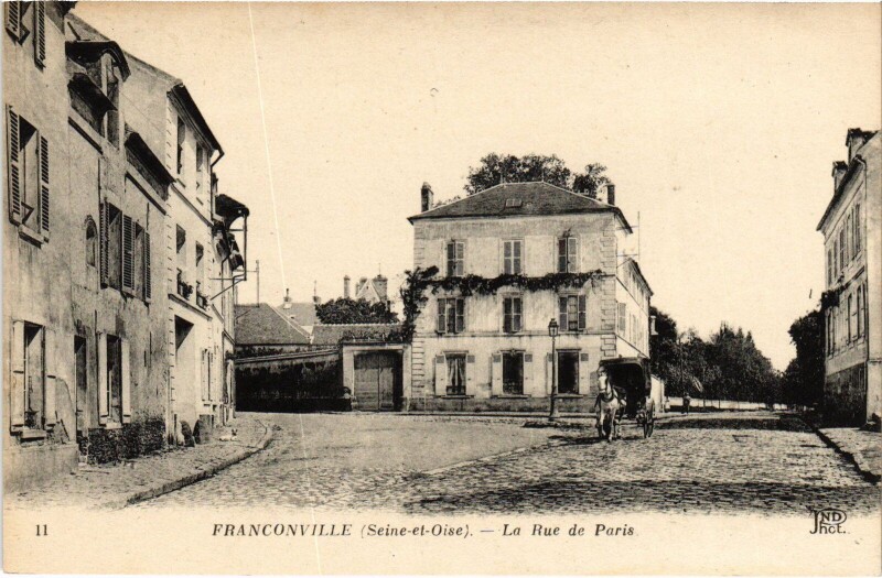 Carte postale ancienne Franconville La Rue de Paris France à Franconville