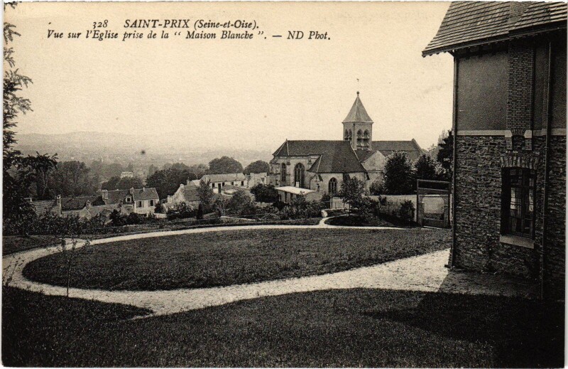 Carte postale ancienne Saint-Prix Vue sur l'Eglise prise de la Maison Blanche France à Saint-Prix
