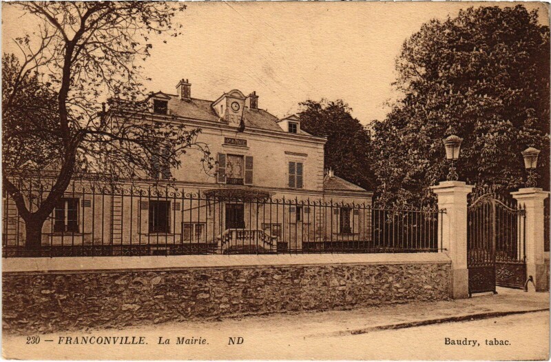 Carte postale ancienne Franconville La Mairie France à Franconville