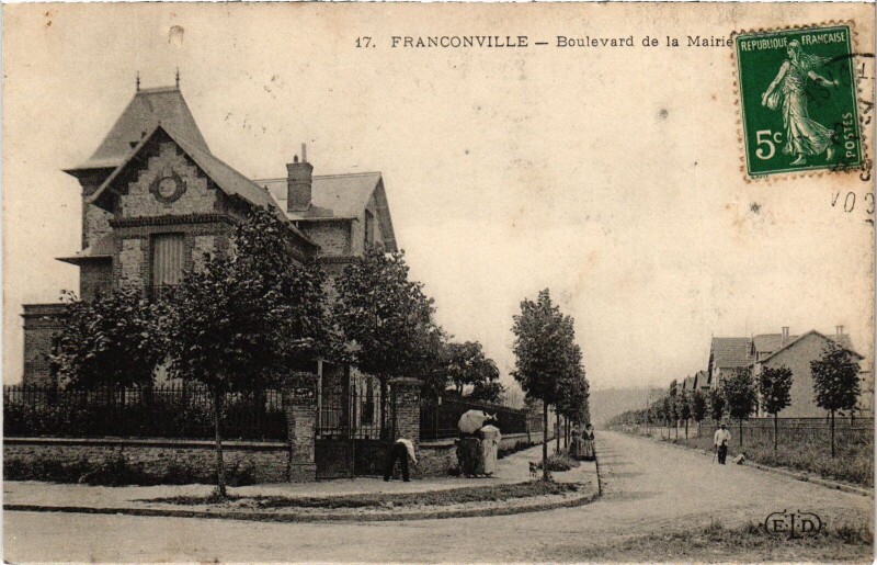 Carte postale ancienne Franconville Boulevard de la Mairie France à Franconville