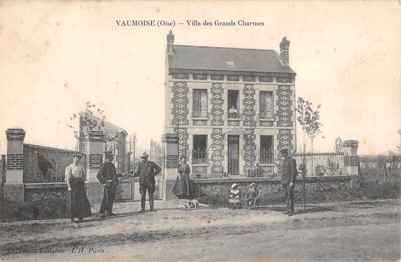 Carte postale ancienne Vaumoise - Villa Des Grands Charmes à Vaumoise