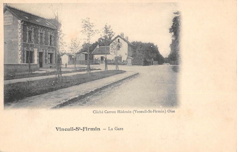 Carte postale ancienne Vineuil Saint Firmin / La Gare à Vineuil-Saint-Firmin