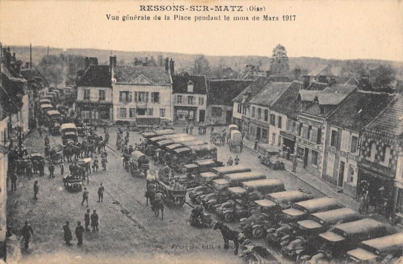Carte postale ancienne Ressons Sur Matz - Vue Generale De La Place Pendant Le Mois De Mars 1917 à Ressons-sur-Matz