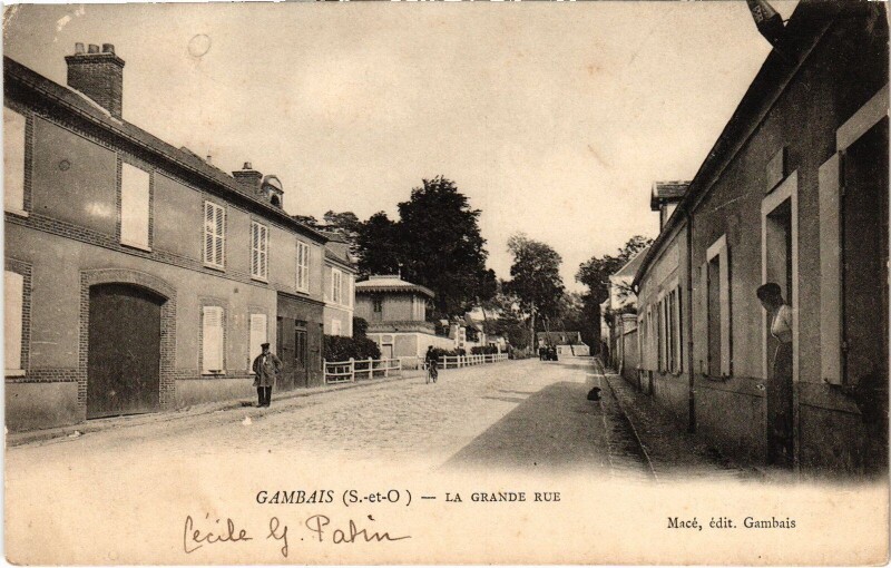 Carte postale ancienne Gambais Grande Rue à Gambais