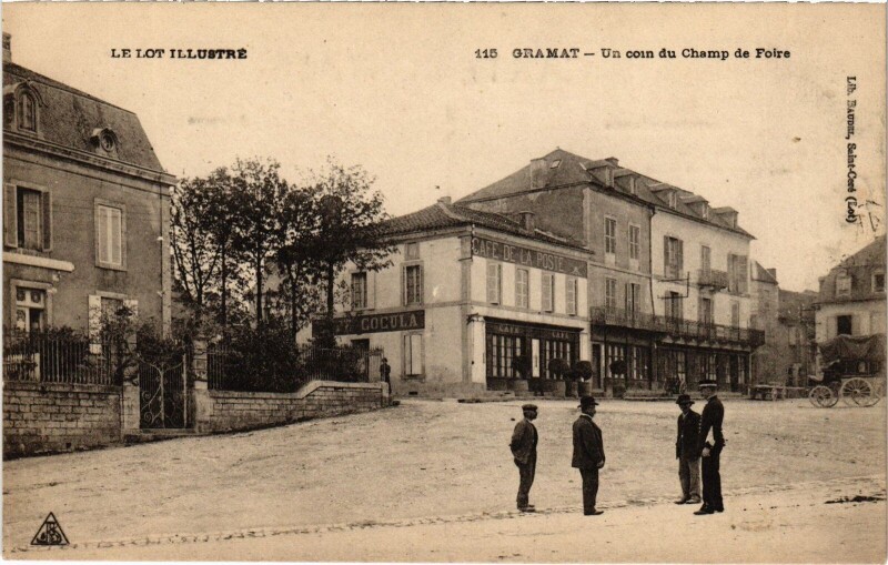 Carte postale ancienne Gramant Un coin du Champ de foire