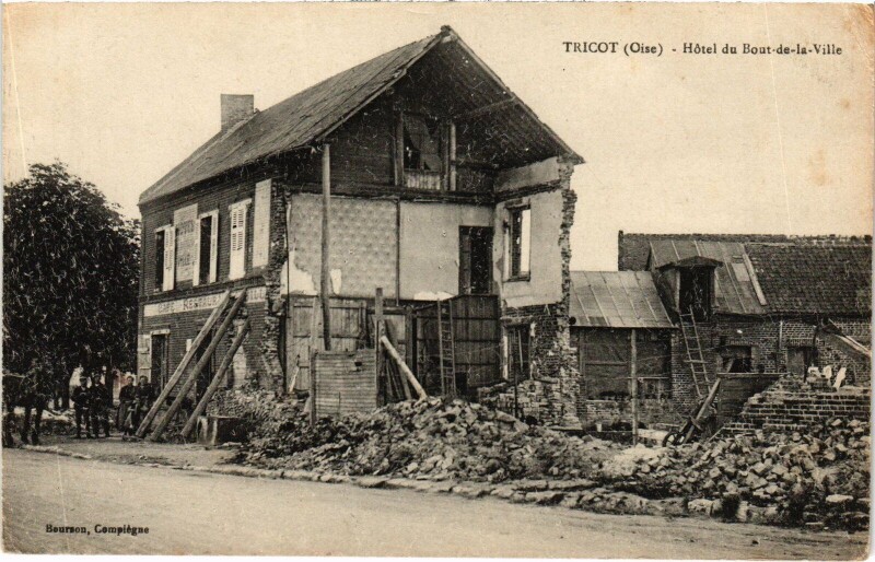 Carte postale ancienne Tricot Hotel du Bout-de-la-Ville à Tricot