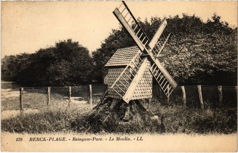 Carte postale ancienne Berck-Plage Reingham-Park Le Moulin à Berck