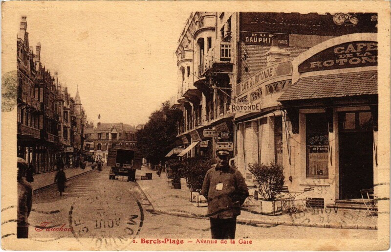 Carte postale ancienne Berck-Plage Avenue de la Gare à Berck