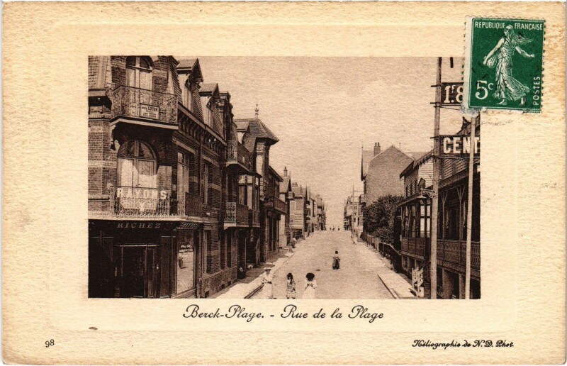 Carte postale ancienne Berck-Plage Rue de la Plage à Berck