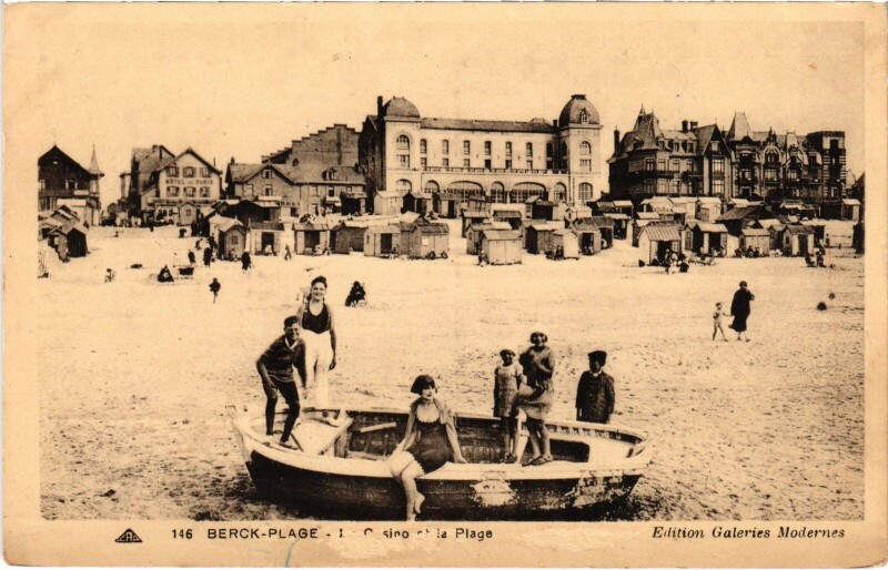 Carte postale ancienne Berck-Plage Le casino et la Plage à Berck