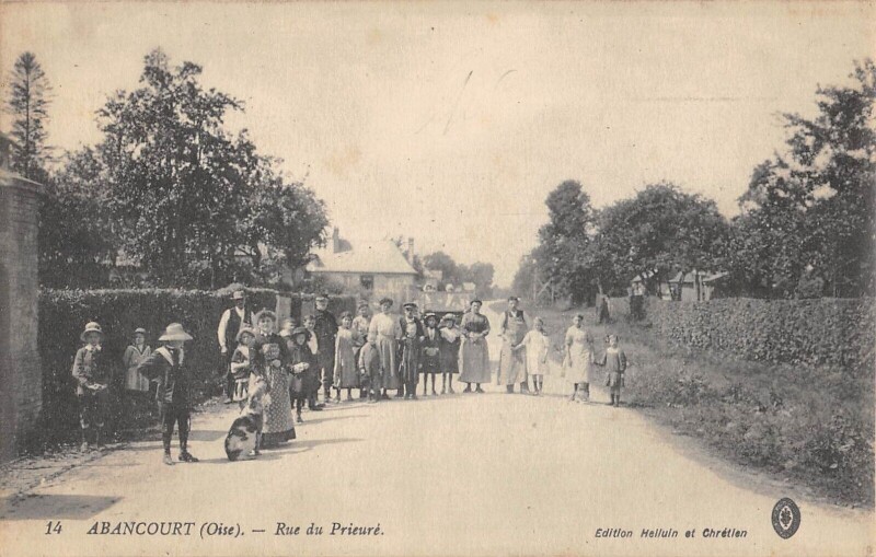 Carte postale ancienne Abancourt - Rue Du Prieure à Abancourt