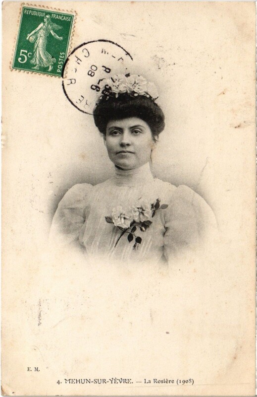 Carte postale ancienne Mehun-sur-Yevre La Rosiere 1908