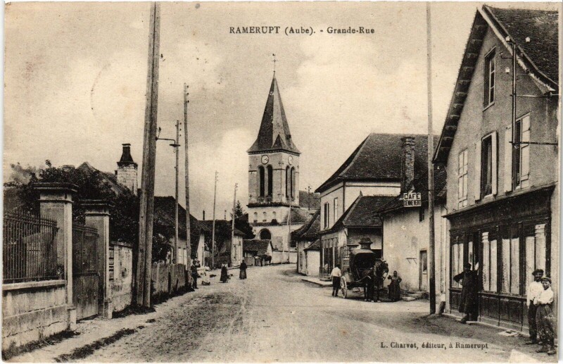 Carte postale ancienne Ramerupt Grande rue à Ramerupt