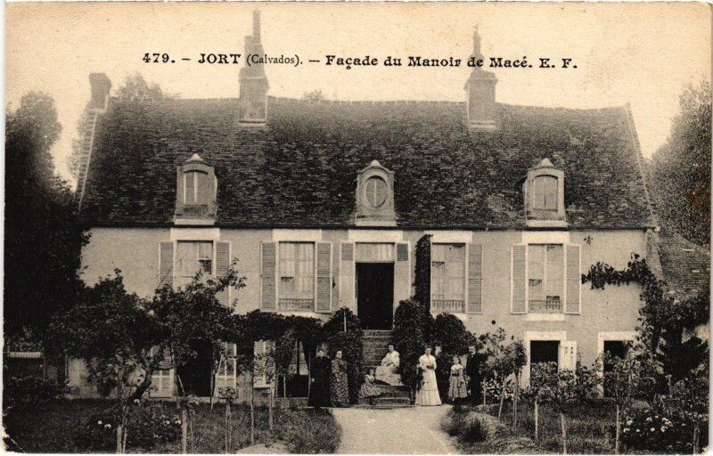 Carte postale ancienne Jort Manoir de macé
