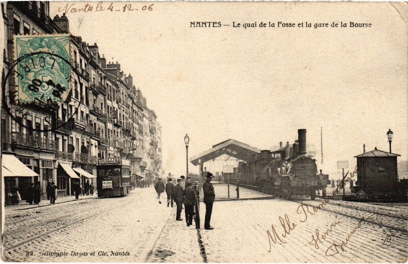 Carte postale ancienne Nantes Quai de la Fosse Gare de la Bourse à Nantes