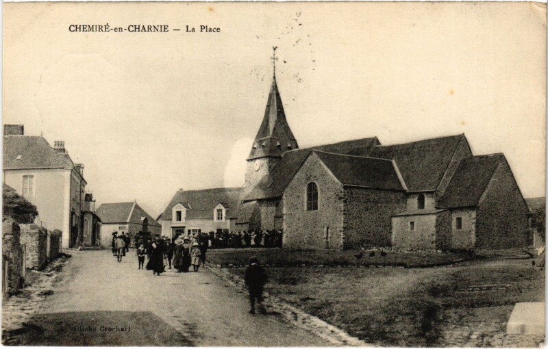 Carte postale ancienne Chemiré-en-Charnie La Place à Chemiré-en-Charnie