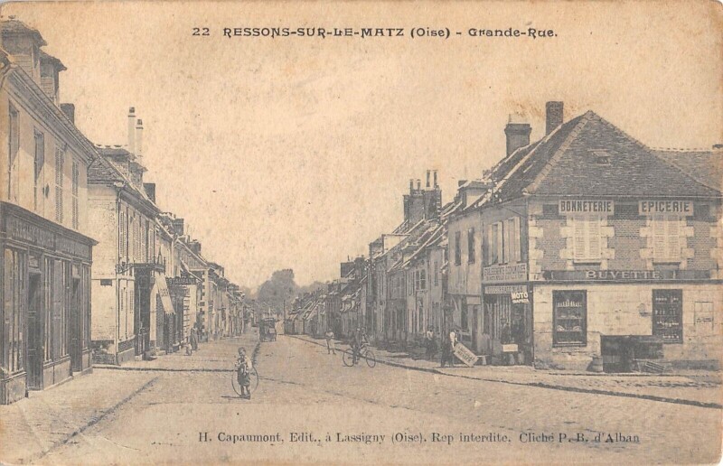 Carte postale ancienne Ressons Sur Le Matz - Grande Rue