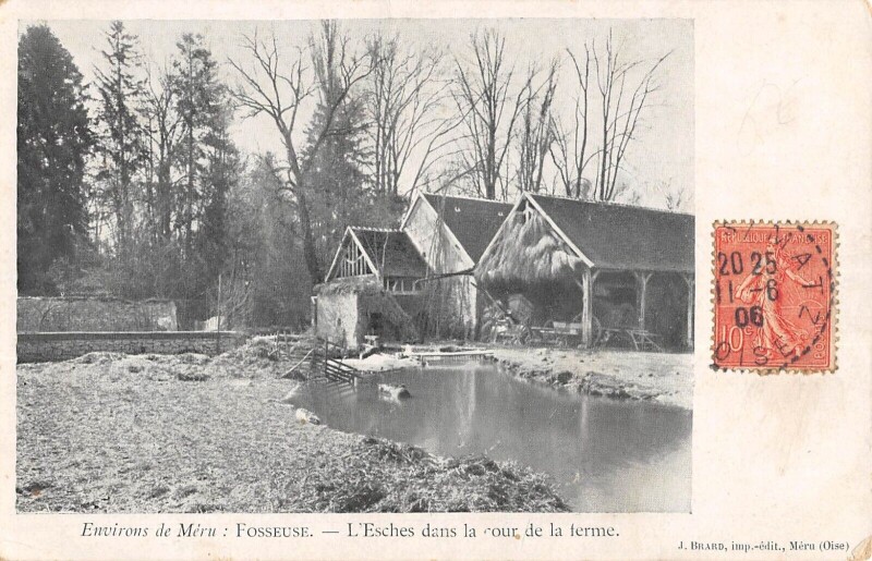 Carte postale ancienne Env.meru - L'Esches Dans La Cour De La Ferme à Esches