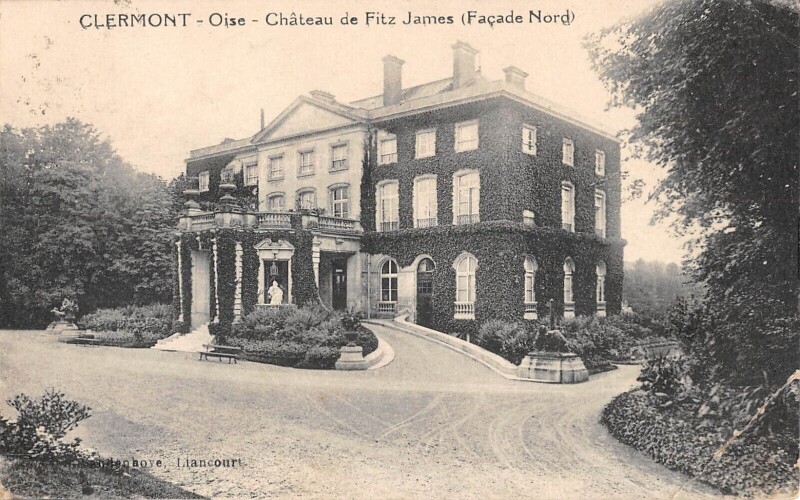Carte postale ancienne Clermont - Chateau De Fitz James à Clermont