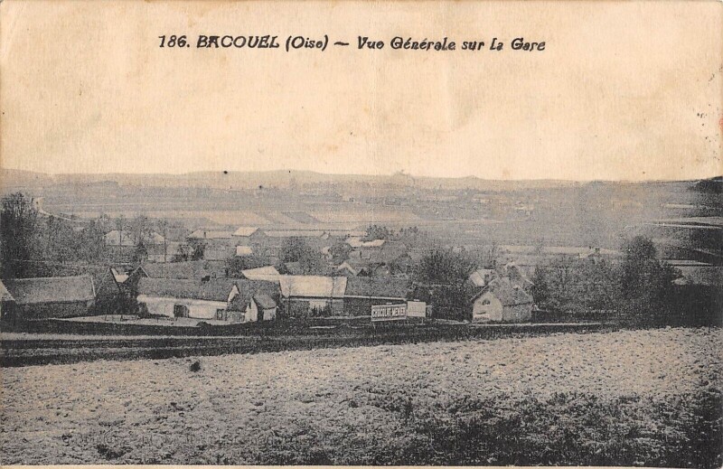 Carte postale ancienne Bacouel - Vue Generale Sur La Gare