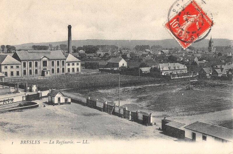 Carte postale ancienne Bresles - La Raffinerie à Bresles