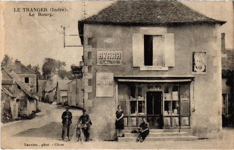 Carte postale ancienne Le Tranger Le Bourg au Tranger