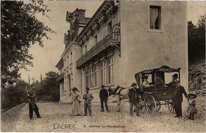 Carte postale ancienne Isches Arrivés au Sanatorium à Isches