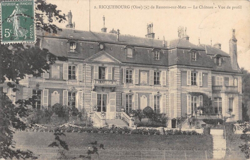 Carte postale ancienne Ricquebourg - Le Chateau - Vue De Profil à Ricquebourg