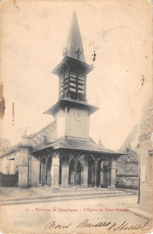 Carte postale ancienne Eglise De Vieux Moulins à Vieux-Moulin