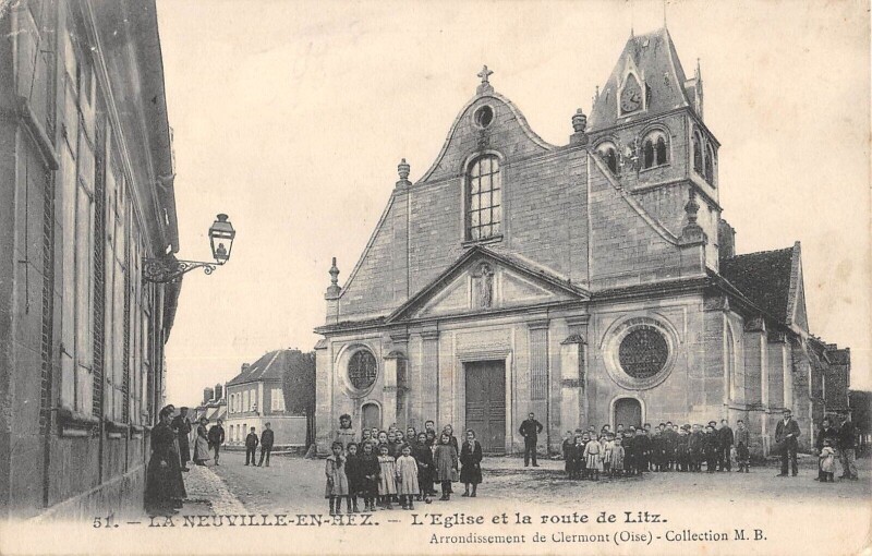 Carte postale ancienne La Neuville En Hez - Eglise - Route De Litz à La Neuville-en-Hez