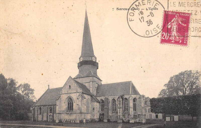 Carte postale ancienne Sarcus - Eglise à Sarcus
