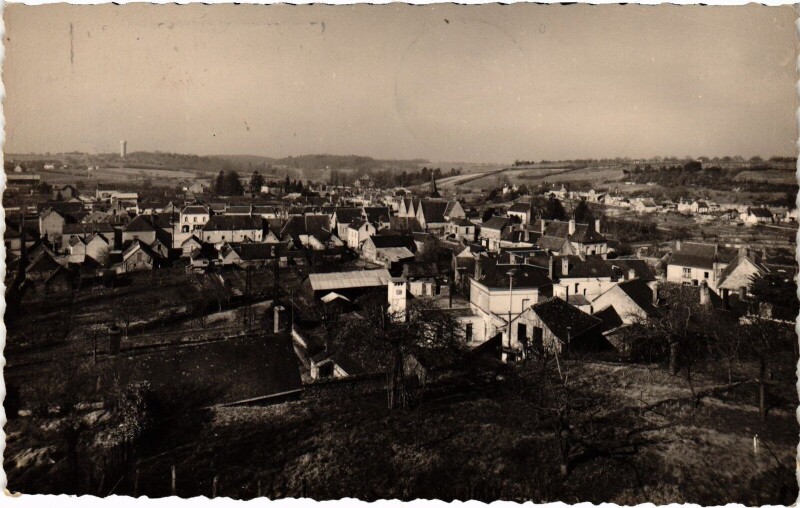 Carte postale ancienne Saint-Paterne-Racan vue panoramique à Saint-Paterne-Racan