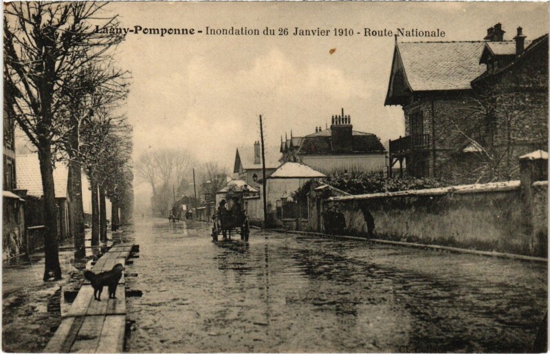 Carte postale ancienne Lagny Inondations Route Nationale
