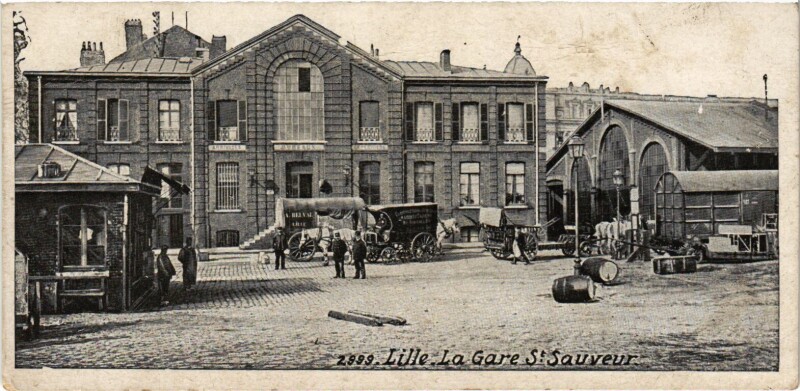 Carte postale ancienne Lille Gare Saint-Sauveur à Lille