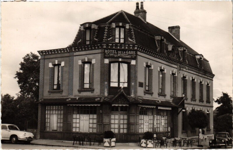 Carte postale ancienne Saint-Pierre-sur-Dives Hotel de la Gare