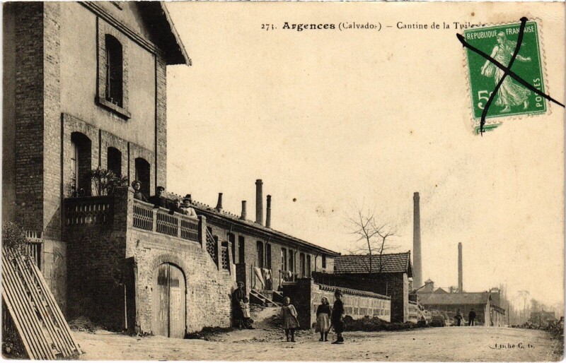 Carte postale ancienne Argences cantine à Argences
