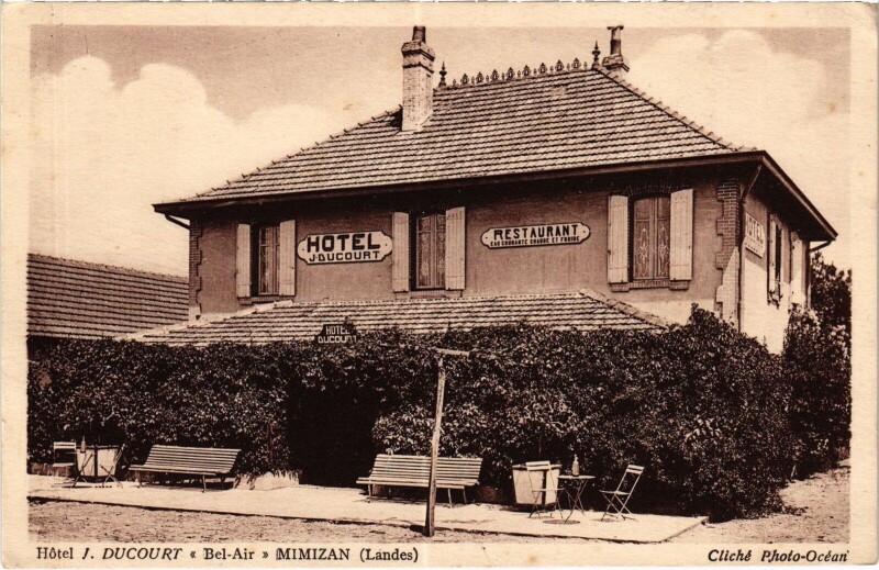 Carte postale ancienne Mimizan Hotel J. Ducourt Bel-Air à Mimizan