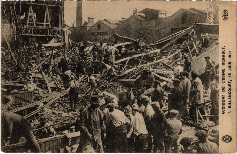 Carte postale ancienne Billancourt Usines Renault accident