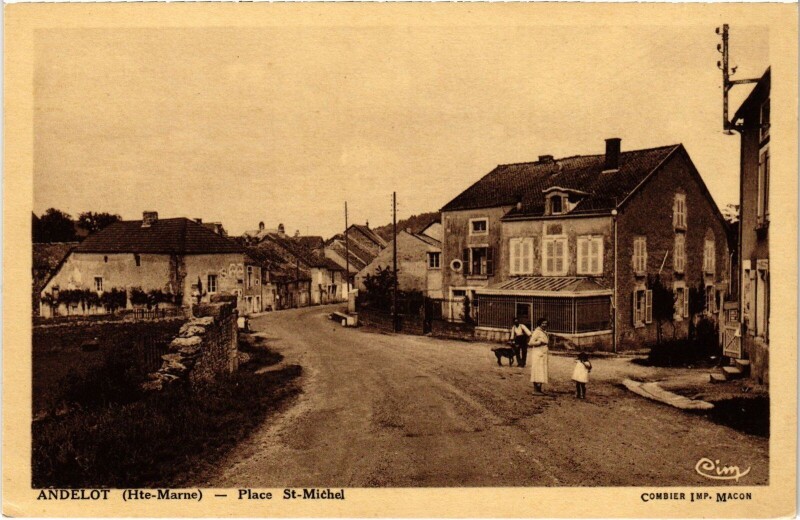 Carte postale ancienne Andelot Place Saint-Michel