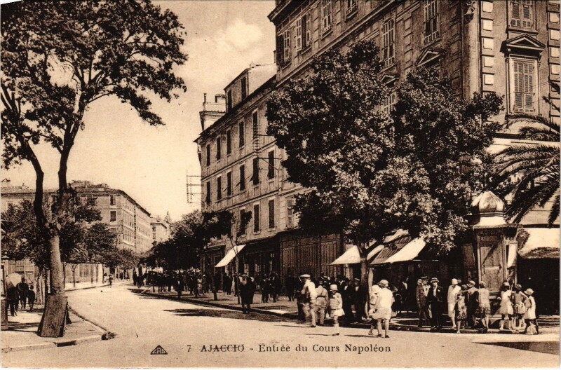 Carte postale ancienne Ajaccio Entree du Cours Napoleon à Ajaccio