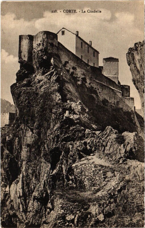 Carte postale ancienne Corte La Citadelle à Corte