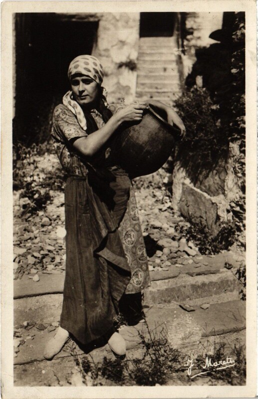 Carte postale ancienne Jeune Fille Corse - Type
