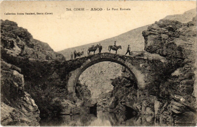 Carte postale ancienne Asco Le Pont Romain