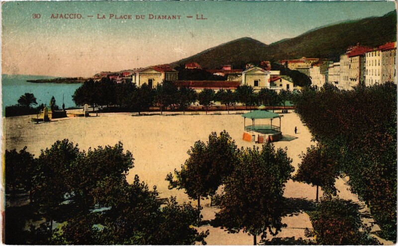 Carte postale ancienne Ajaccio La Place du Diamant à Ajaccio