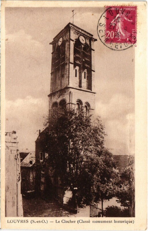 Carte postale ancienne Louvres Le Clocher France à Louvres