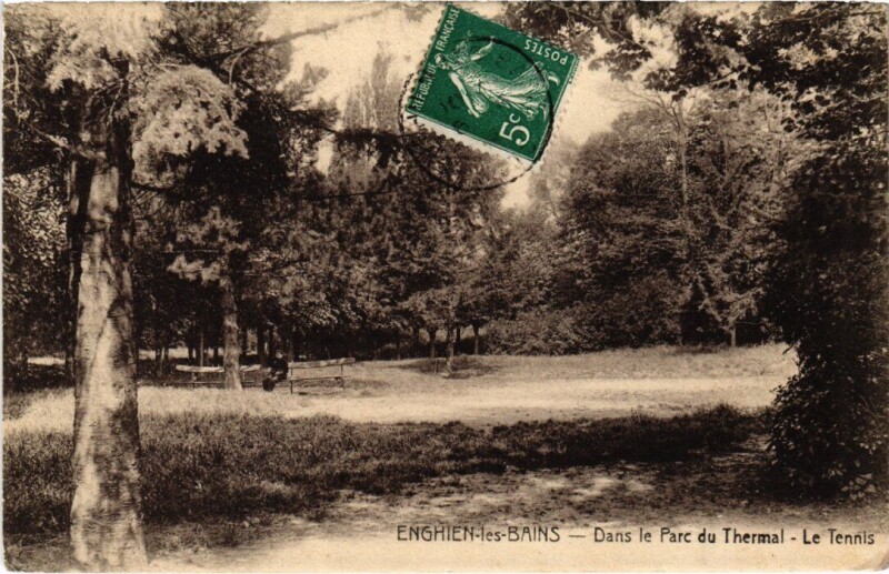 Carte postale ancienne Enghien les Bains Dans le Parc du Thermal France à Enghien-les-Bains