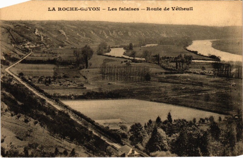 Carte postale ancienne La Roche-Guyon Les falaises-Route de Vetheuil France à La Roche-Guyon