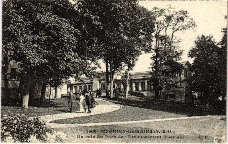 Carte postale ancienne Enghien les Bains Un Coin du Parc de l'Etabliss Thermal France à Enghien-les-Bains
